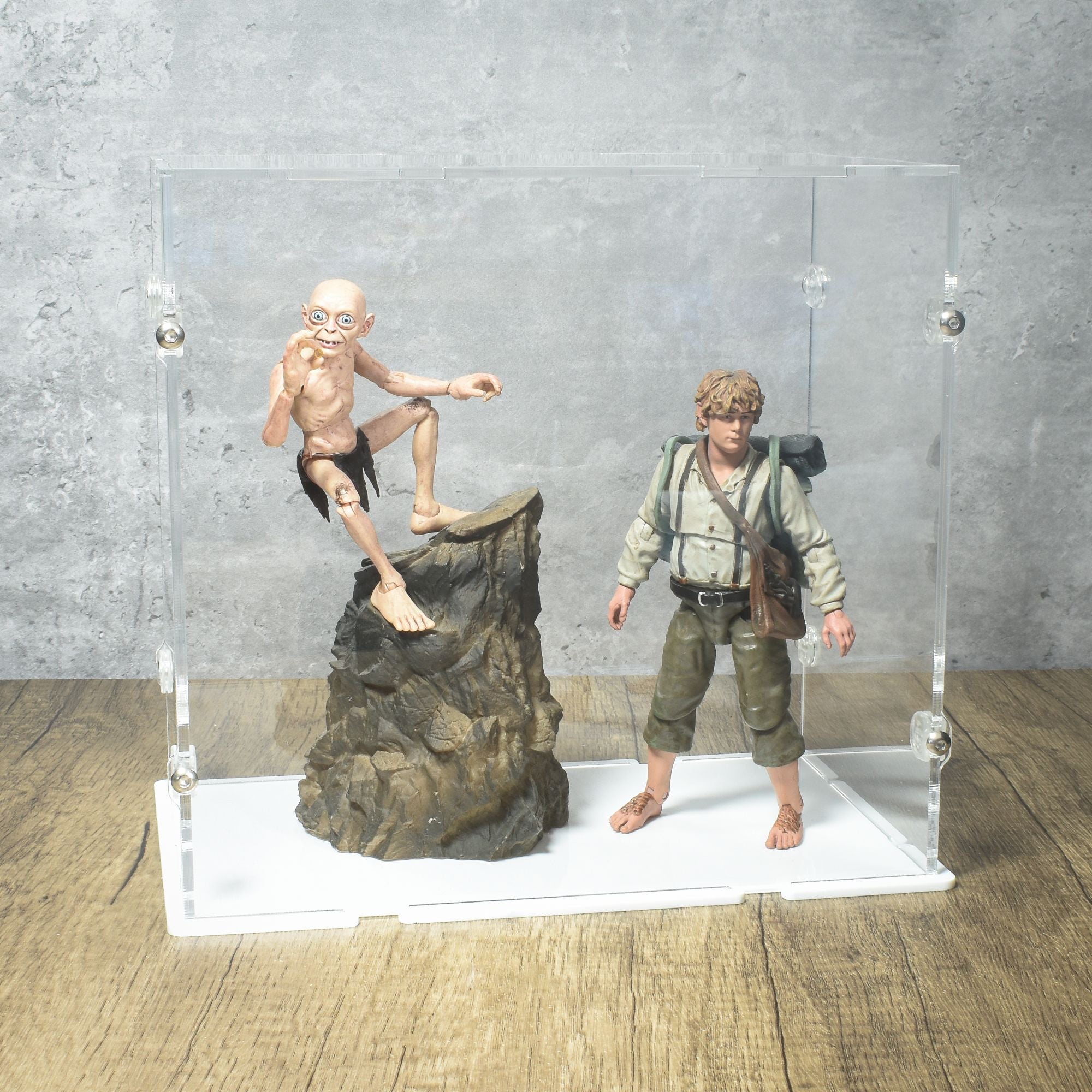 21 x 13 x 20cm Display Case