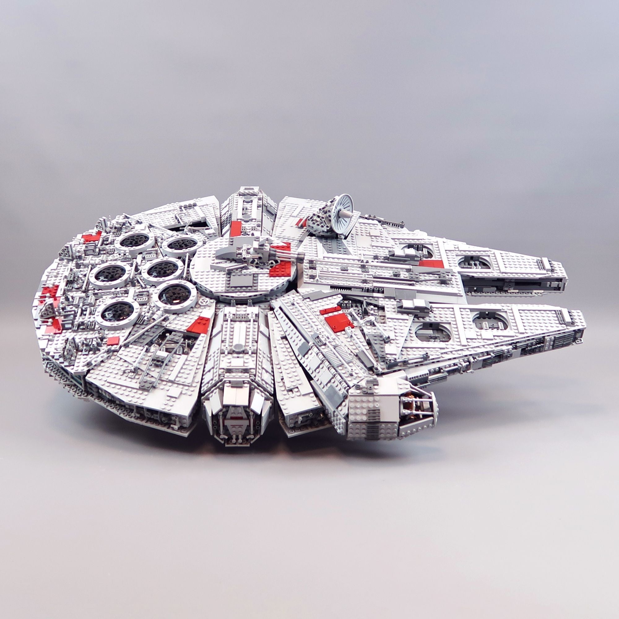 2in1 Display Stand MK1 for 75192/10179 UCS Millennium Falcon