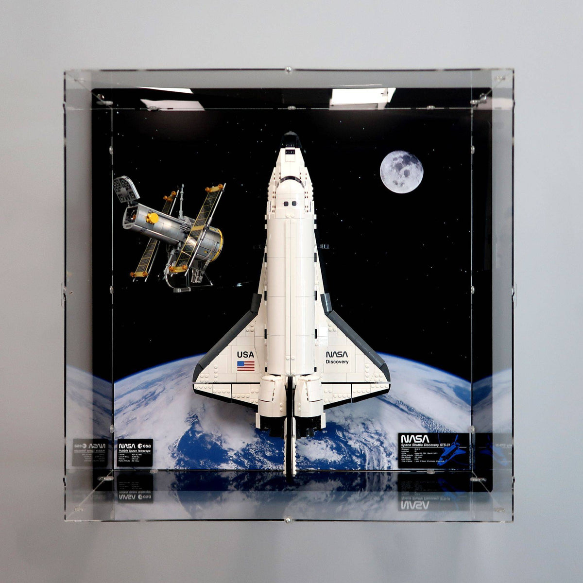 NASA Space Shuttle Discovery Wall Display Case for LEGO 10283