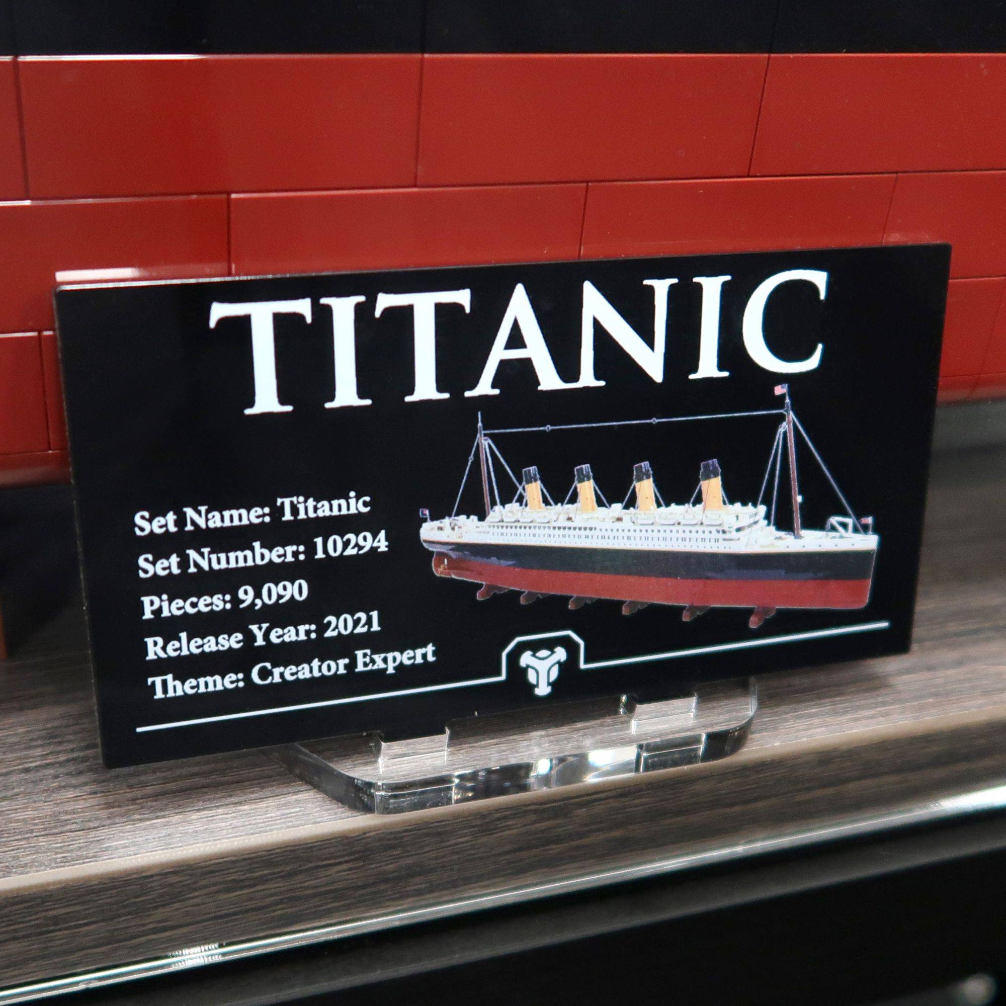 Titanic Display Case for LEGO 10294