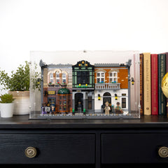 Sherlock Holmes: Book Nook Display Case for LEGO 10351 (Open)