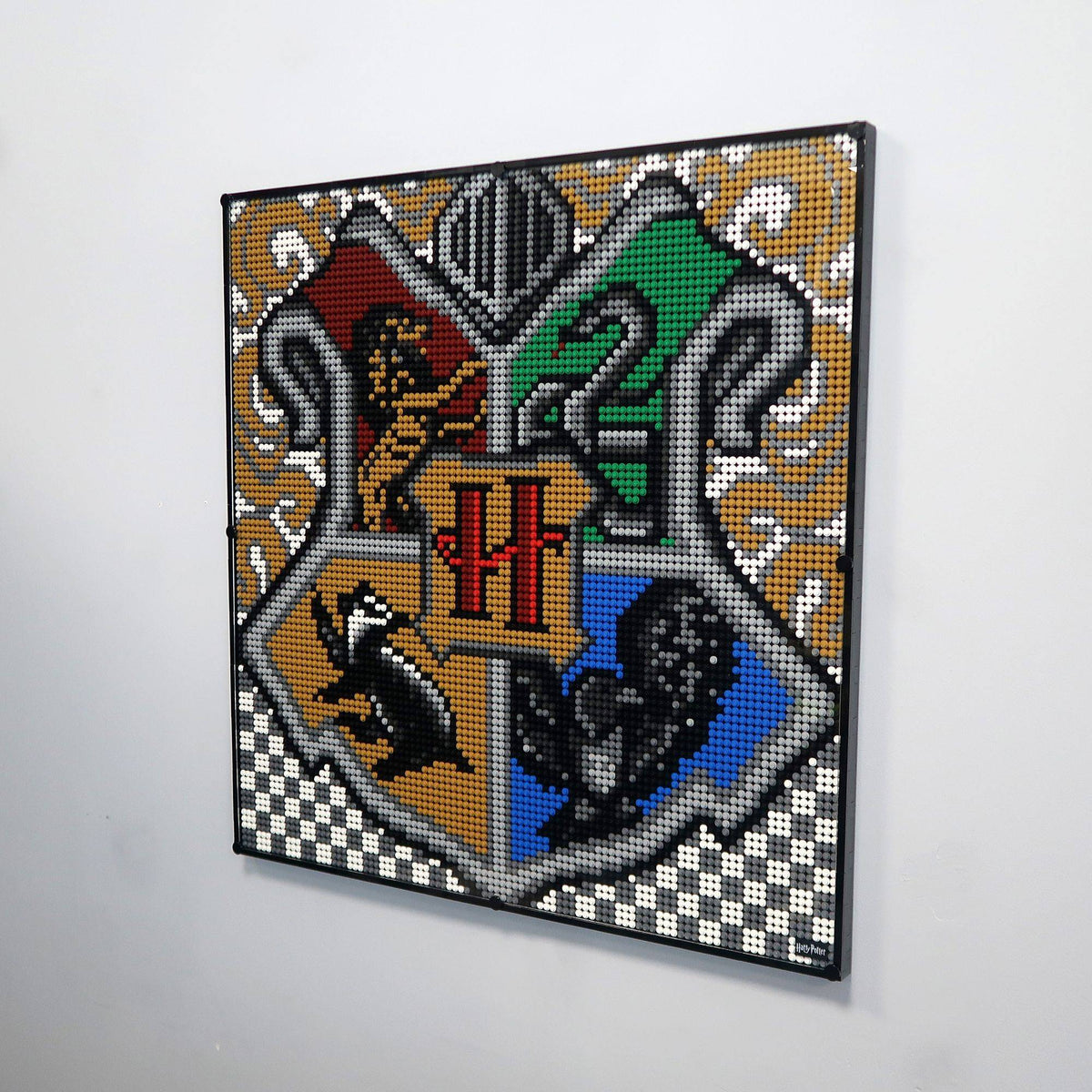 Hogwarts Crests 2x2 Acrylic Cover for LEGO 31201