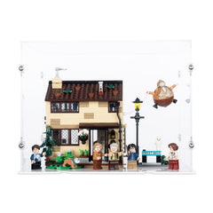 Privet Drive: Aunt Marge's Visit Display Case for LEGO 76451