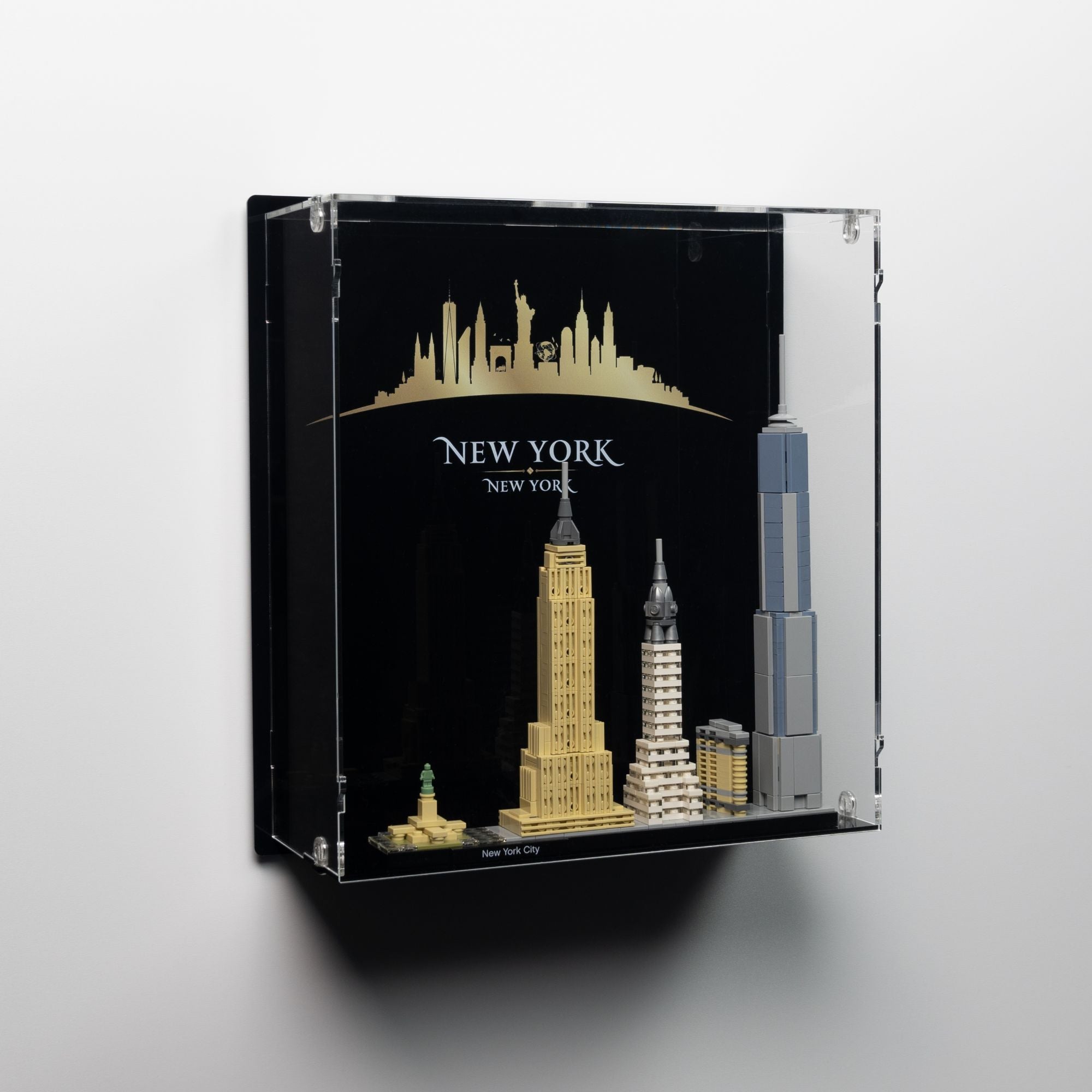21028 New York City Wall Mounted Display Case
