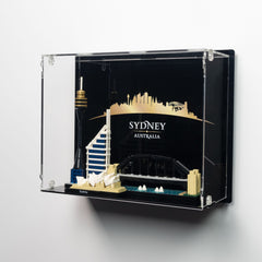 21032 Sydney Wall Mounted Display Case
