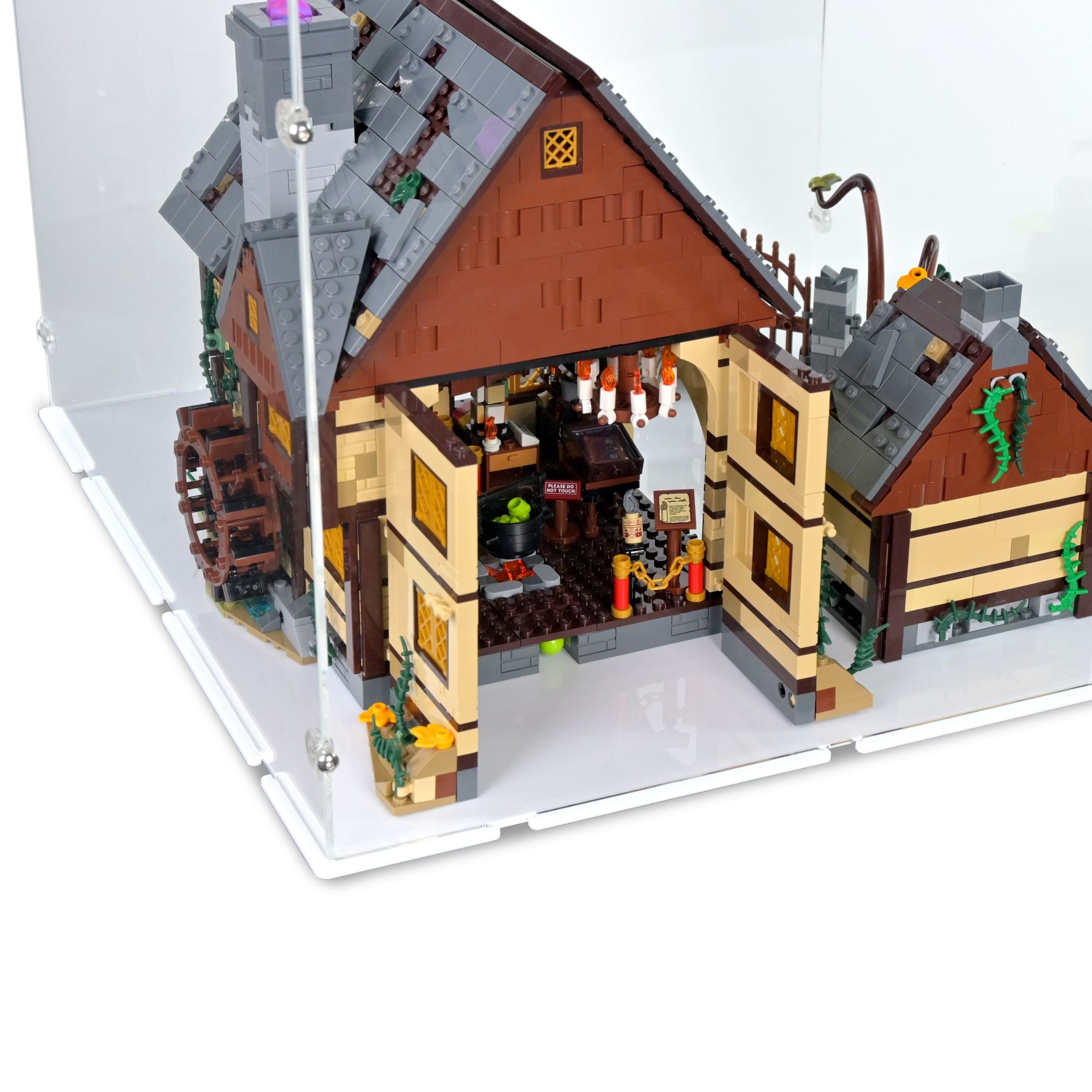Disney Hocus Pocus The Sanderson Sisters' Cottage Display Case for LEGO 21341
