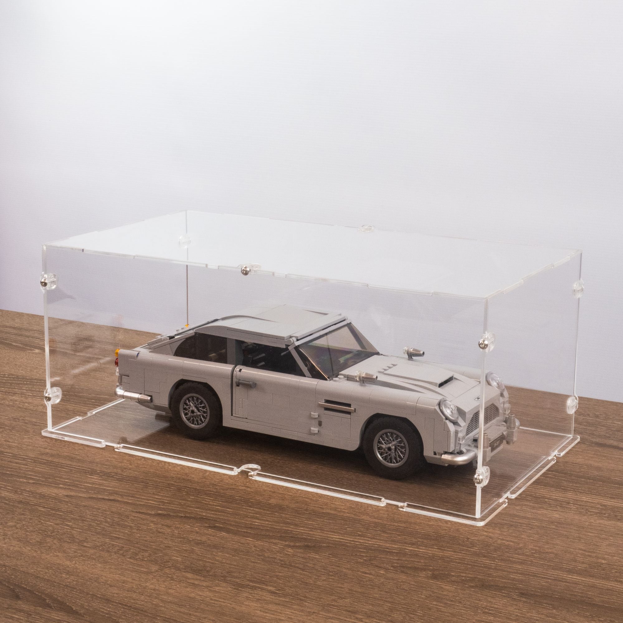 39 x 21 x 16cm Display Case