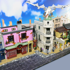 Diagon Alley & Gringotts Wizarding Bank Display Case for LEGO 75978/76417