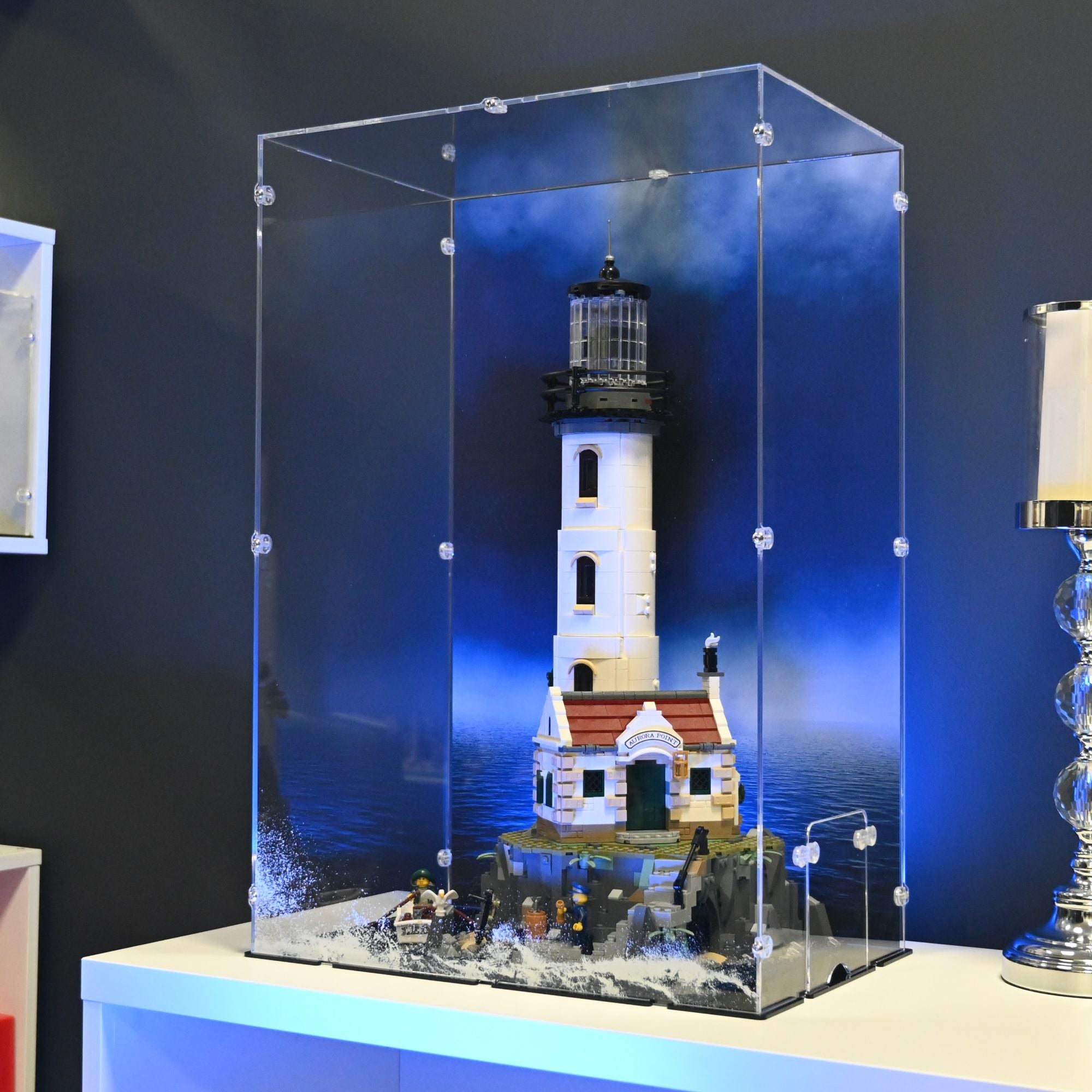 Motorised Lighthouse Display Case for LEGO 21335