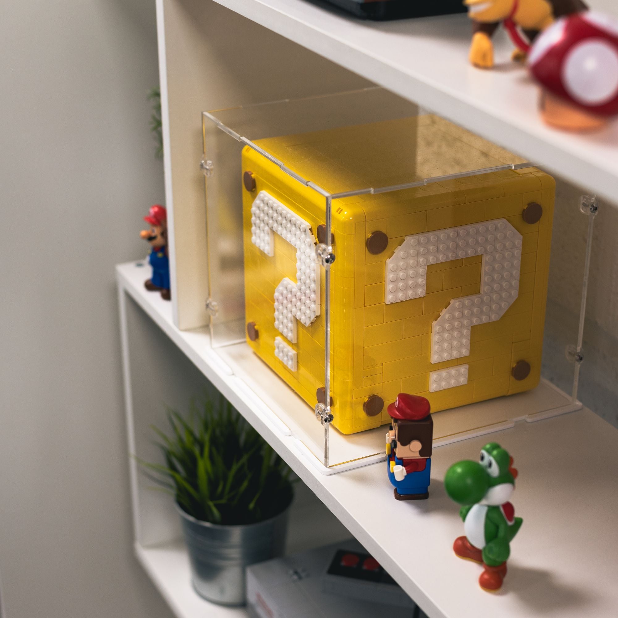 Super Mario 64 Question Mark Block Display Case for LEGO 71395