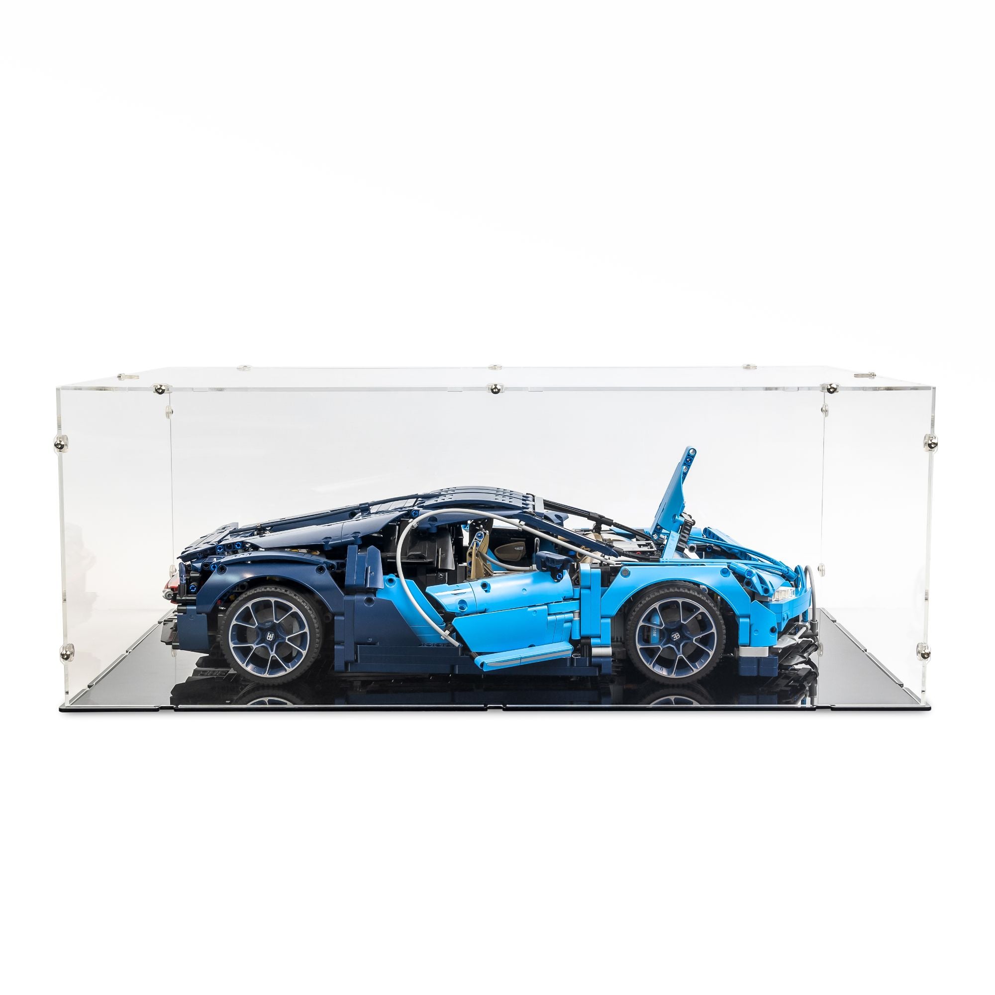 65 x 39 x 24cm Display Case